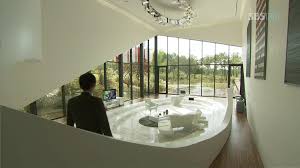 The property is around 2.7 miles from somerville college, 2.8 miles from pitt rivers museum and 2.8 miles from st benet's hall. Fj On Twitter 6 Uncontrollably Fond This Modern Architectural House Have A Handsome Gesture Suits The Lead Actor Won Bin As A Famous Star This House Is A Guest House Named As