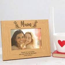 Buy the best and latest mom picture frames on banggood.com offer the quality mom picture frames on sale with worldwide free shipping. Amazon Com Personalized Mom Picture Frame Mommy Picture Frame Personalized Gifts For Mom From Daughter Portrait Landscape 4x6 7x5 8x6 Engraved Wooden Photo Frame Handmade