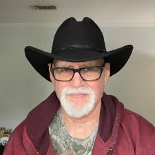 Catholic YouTuber Gabe Castillo spoke with ChurchPOP at SEEK 2026 about the  power of the rosary and how "it's one of the greatest changes" one can make  to improve their lives.,"  https://www.churchpop.com/5-practical-tips-for-praying-the-daily-rosary ...