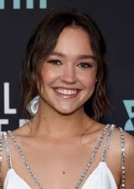 Allison Farley's Instagram, Twitter & Facebook