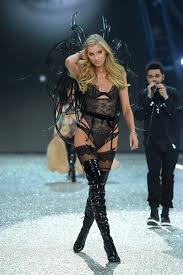 Elsa hosk clapped back at men who are offended by her breastfeeding photos, saying it's the most natural thing. find it interesting the amount of dm:s i get from men who get offended. Elsa Hosk All Of The Looks From The 2016 Victoria S Secret Fashion Show Livingly