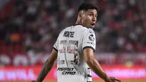 In the eighth round, charlo suffered the first cut of his career as montiel continued to return punches and opened up a gash over charlo's right eye. Leeds Join Race For 15m Rated River Plate Defender Gonzalo Montiel