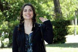 Greta scarano chi è, fidanzato, età, figli, vita privata, origini, fiction, volevo morì prima, un posto al sole. Chi E Greta Scarano Attrice E Valletta Per Un Giorno A Rischiatutto Supereva