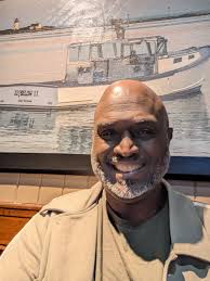 Is there any single males ages 45-50 from Toronto, Ontario Canada? I'm  seeing a lot of single male profiles from the US