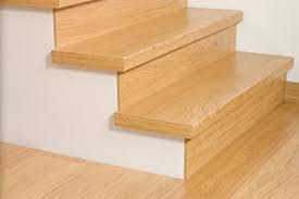 Si vous envisagez de poser du jonc de mer dans une chambre ou une salle de bains, choisissez un modèle au tissage plus fin, plus agréable au toucher, car vos pieds nus seront régulièrement en contact avec le revêtement. J Ai Un Escalier Beton Et Je Cherche Un Moyen Facile Pour L Habiller En Evitant Resolu Forum Bricolage Outillage Linternaute Com