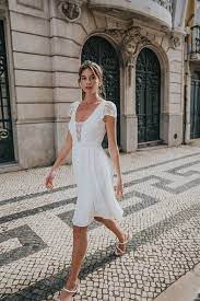 Deine hochzeit steht bevor und wir helfen dir das schönste brautkleid für dich zu finden. Chic Cheri Brautmoden In Bremen