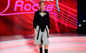 Η αστυνομία του αφαίρεσε τις πινακίδες και το δίπλωμα οδήγησης. My Style Rocks 3 Me Mpoysto Kai Kormaki O Lakhs Gabalas Pieria News