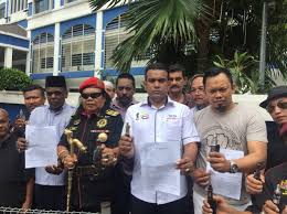 Abdul rani kulup abdullah buat laporan polis. 3 Ngos Lodge Police Report Against Health Minister