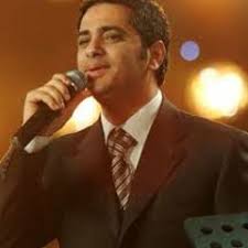 Stream ‎⁨غمض عينيك واحلم معايا⁩ by s