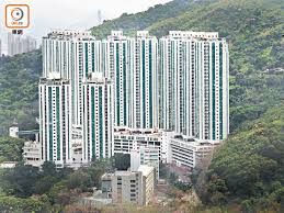 See more of 荃威花園維修關注組 on facebook. èƒå¨æ'²å…­çƒæœˆå…§15åˆ æ±æ–¹æ—¥å ±