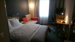 Aussengastronomie, bar, biergarten, energie stadion, hochzeit, holiday inn, hotel, konferenzräume, köln, lindenthal, meeting, messe, restaurant, rhein, seminar, stadion. Holiday Inn Express Koln Mulheim Aufnahme Von Holiday Inn Express Koln Mulheim Tripadvisor