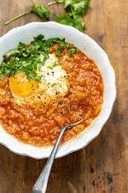 Jan 25, 2019 · cómo hacer parihuela peruana.una sopa típica y deliciosa de la gastronomía peruana que se prepara a base de pescados y mariscos. Sopa De Ajo Spanish Garlic Soup Veggie Desserts