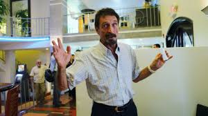 John mcafee, créateur de l'antivirus informatique éponyme, a été retrouvé mort dans sa cellule du la police avait alors découvert qu'il vivait avec une jeune fille de 17 ans et qu'il détenait plusieurs. Usa John Mcafee Createur D Antivirus Et Candidat A La Presidentielle
