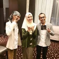 Percayalah sayang aku serius bukan. Biodata Wany Hasrita Penyanyi Lagu Menahan Rindu Azhan Co
