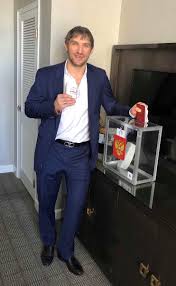 Ovechkin has a personal relationship with putin. Gabrielle T F On Twitter Alexander Ovechkin Who Was The One To Announce The Launch Of The Putin Team Movement Has Voted