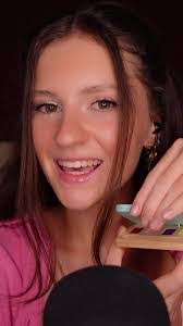 Tia Kendall's Instagram, Twitter & Facebook