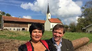 Leider ist nicht alles online verfügbar oder das video wurde. 47 Bauer Sucht Frau Tot Autounfall Background All News