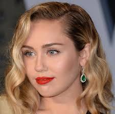 He has been married to kristin wurgler since september 3, 2006. 20 Celebrities Who Actually Have Different Names