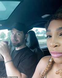Serena williams won a grand slam whilst pregnant and i have trouble reaching for the remote after a mcspicy. Serena Williams Erinnert Sich An Die Erste Zeit Die Sie Traf Alexis Ohanian Funf Oder Sechs Jahren Aktuelle Boulevard Nachrichten Und Fotogalerien Zu Stars Sternchen