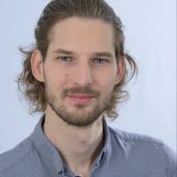 60+ "Daniel Bus" profiles