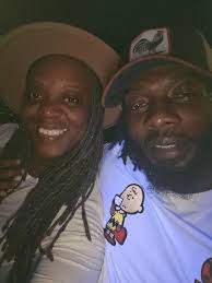 Hey ladies! I'm Brianna, most people call me Bri. Native New Yorker that  transplanted to the south. I'm 29 and I'm here to find my tribe of  friendssss lol solo dates are