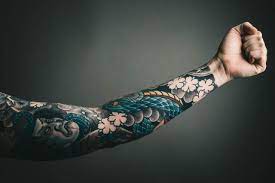 The japanese tattoo had its own distinct style over the centuries, usually done by hand using wooden handles and metal needles attached to silk. Tattoo Designs In Manchester Nh Intro To Irezumi Tattoo