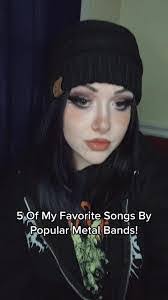 Melody Baron's Instagram, Twitter & Facebook