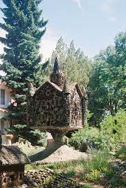 Peterson S Rock Garden Another Of The Stone Buildings Within The Attraction Oregon Pictures Bay City Oregon Oregon Travel