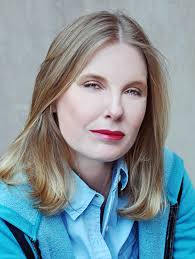 Vickie Wright's Instagram, Twitter & Facebook