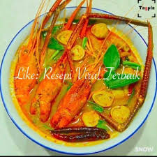 Juga kalau diikutkan cara orang thai masak, mereka gunakan air rebusan ayam atau seafood sebagai bahan utama kuah tom yam, tetapi oleh kerana tidak ada air rebusan ayam che nom masukkan kiub. Resepi Tomyam Santan Thai Kompilasi Himpunan Resepi