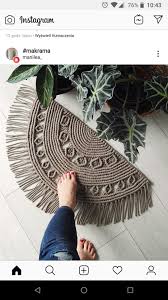 Niloya Sahra Adli Kullanicinin Macrame Panosundaki Pin Elisi Fikirleri Bohem Yastiklar Boho Dekoru