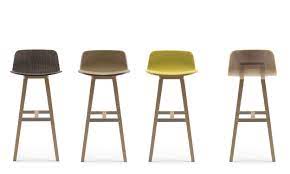 Je veux trouver un joli tabouret de bar ou cuisine pas cher ici tabouret de bar contemporain. Ali Cree Du Mobilier Made In Pays Basque Leurs Chaises En Bois Trouveront Peut Etre Preneurs Dans Votre Cuisine Tabouret De Bar Chaise Bar Bar Contemporain