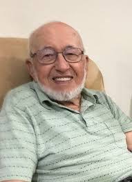 Loretta Troyer's Instagram, Twitter & Facebook