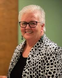 Sandra Doucette's Instagram, Twitter & Facebook