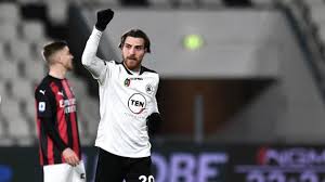 E' il gesto simbolico scelto per la i giornata della parola di dio. Lo Spezia Americano Annienta Il Milan Clamoroso Al Picco E 2 0 E Decidono Due Spezzini Doc Tuttomercatoweb Com