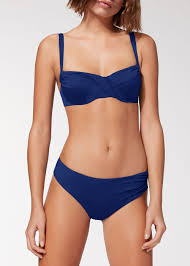 Facts, Fiction and Bikinis Calzedonia