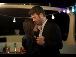 Kuzey Guney 75 Bolum Kuzey Cemre Dans Sahnesi Eski Film Afisleri Film Film Afisleri