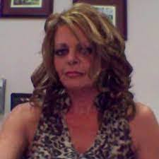 Sonja Bishop's Instagram, Twitter & Facebook