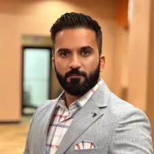 2016 Peterbilt 389 glider! This bright yellow glider with ONLY 233K miles  is powered by a 500hp/ 1650tq Detroit 12.7 60 series and paired with a 13  speed Eaton transmission, 44" flat