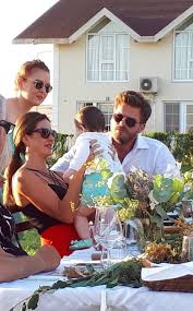 Kıvanç tatlıtuğ ve başak dizer 6 yıl aradan sonra mutlu haberi aldı. Kivanc Tatlitug Basak Dizer Kivanc Tatlitug Cute Couples Turkish Actors