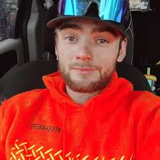 What are some good RC boat options for a beginner?