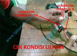 Pastikan kondisi baterai tersebut masih bagus dan berkualitas. Cara Cek Kondisi Start Relay Kulkas Tptumetro