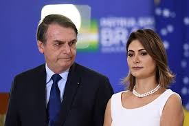 Osmar terra e michelle bolsonaro(bolsonaro e michelle separados). Bolsonaro Enfrenta Rumores De Infidelidade Da Mulher A Ferver Vidas