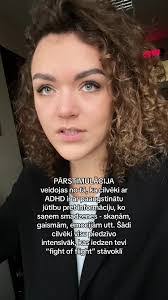 Cheli Chavez's Instagram, Twitter & Facebook