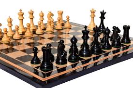 King's Crown Series Chess Pieces Boxwood & Ebony 4.25" King