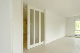 Bild Nr 448 1 Flugelige Schiebetur Raumhoch Schiebe Tur Schiebetur In Der Wand Schiebetur