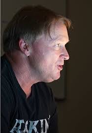 Derek Corey's Instagram, Twitter & Facebook