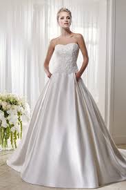 Was sind brautkleider für hochzeiten? Brautkleider Monchengladbach Ç€ Haus Der Braut Gentleman