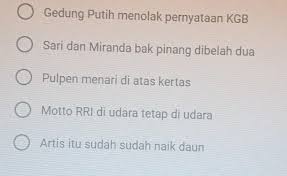 Majas sindiran adalah suatu gaya bahasa yang mengungkapkan suatu maksud atau pernyataan dengan menggunakan perkataan yang bersifat menyindir dan bertujuan untuk memperkuat makna atau kesan kalimat tersebut. Contoh Kalimat Majas Asosiasi Adalah Brainly Co Id