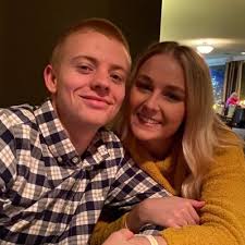 Olivia Malone (@oliviamalone521)